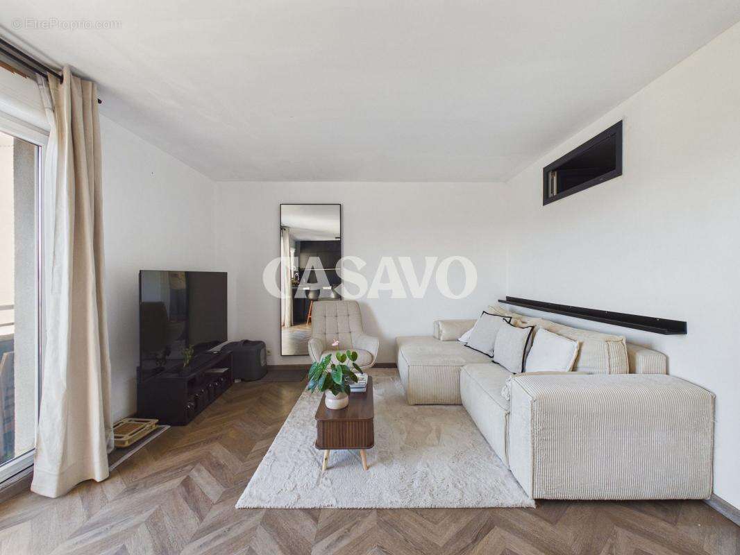 Appartement à COLOMBES