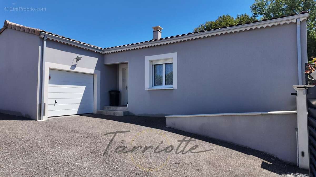 VILLA - 10829 - photo 16