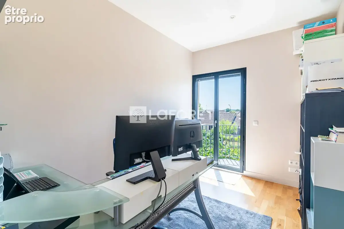 Maison contemporaine de plus de 200m2 - 8 pièces - 6 chambres - DPE A - photo 14