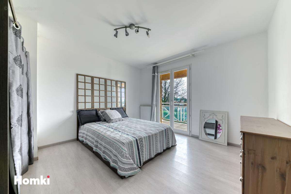 Maison à L'ISLE-D'ABEAU