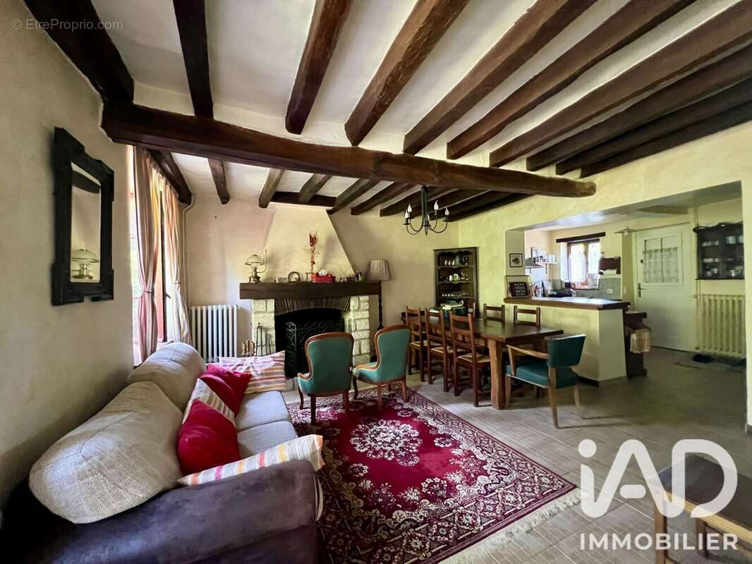Maison 118 m² à Saint-Martin-Des-Champs  - photo 5