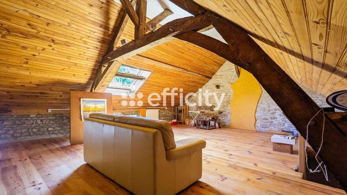 Maison 145 m² à Cruzille  - photo 16