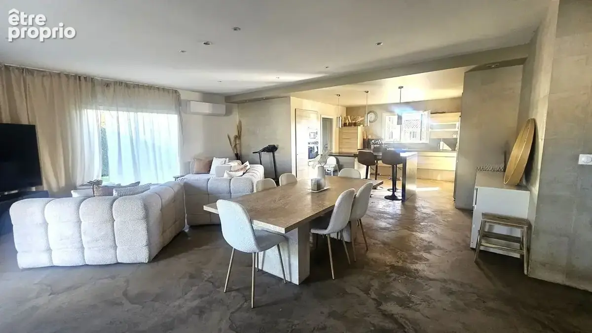 Maison 5 pièces 177 m² à vendre à Mions (69780) - photo 3