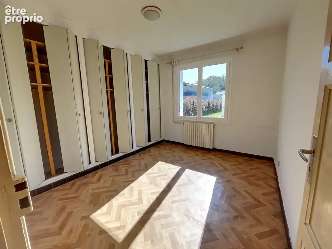 Maison avec fort potentiel à pied des commodités - photo 5