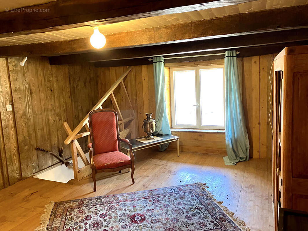 Maison à MARTINVELLE