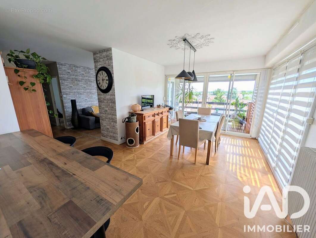Appartement 95 m² à Ezanville  - photo 2