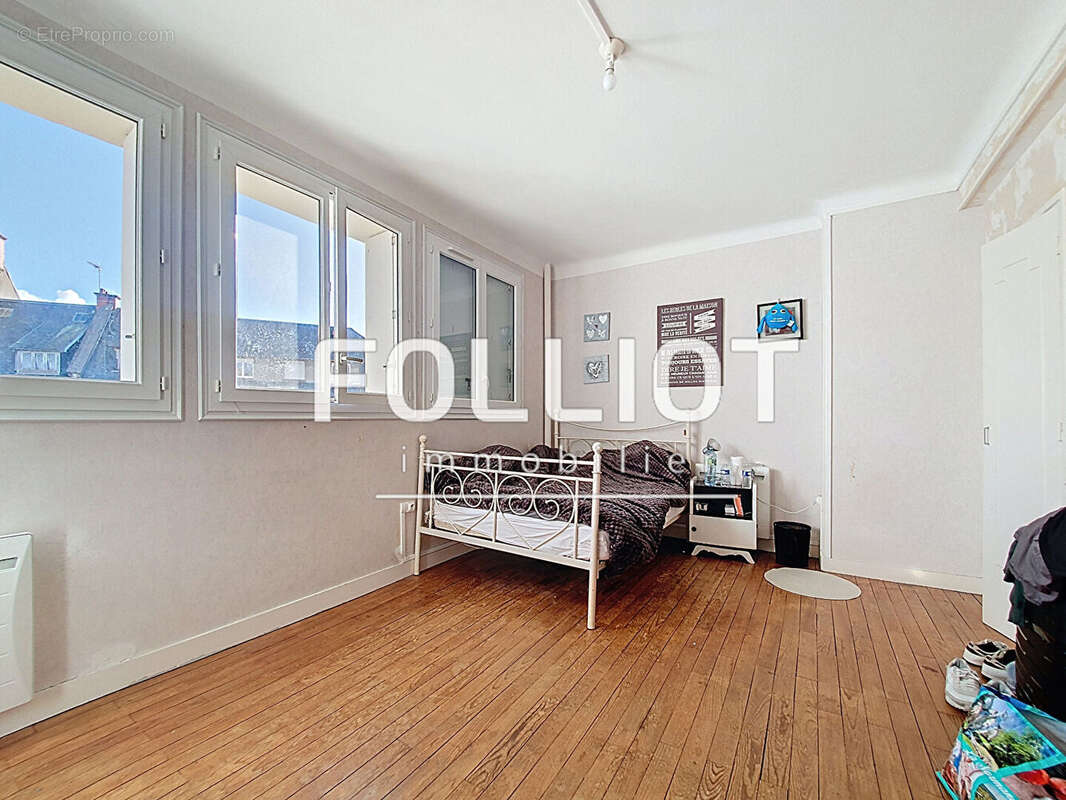 Maison à LA HAYE-DU-PUITS