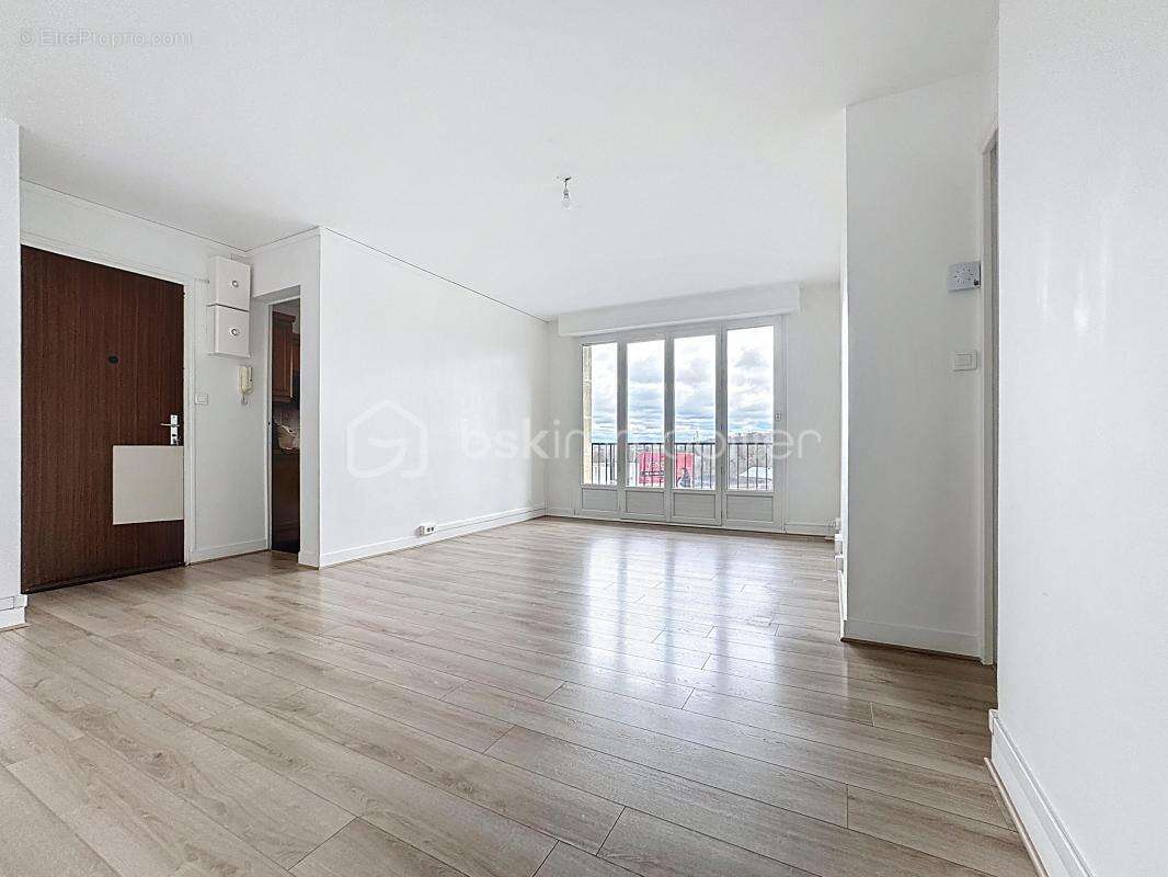 Appartement à SAVIGNY-SUR-ORGE