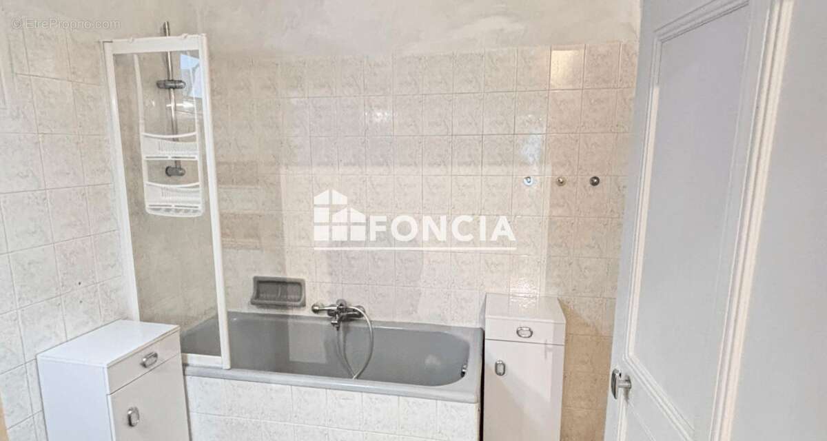 Maison à AZAY-LE-RIDEAU