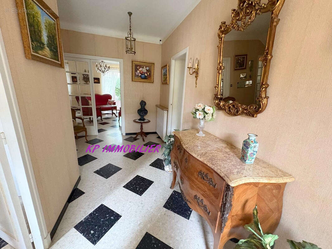 Maison à FLEURY