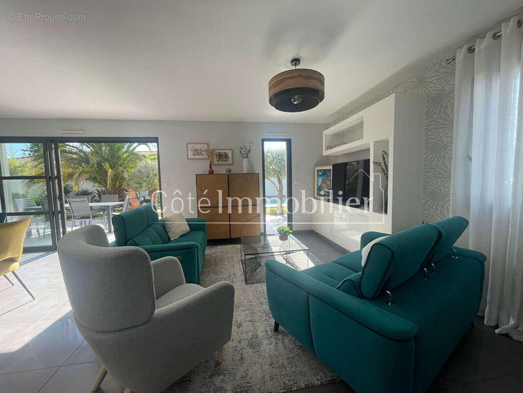 Maison à SAINT-LEGER-LES-VIGNES