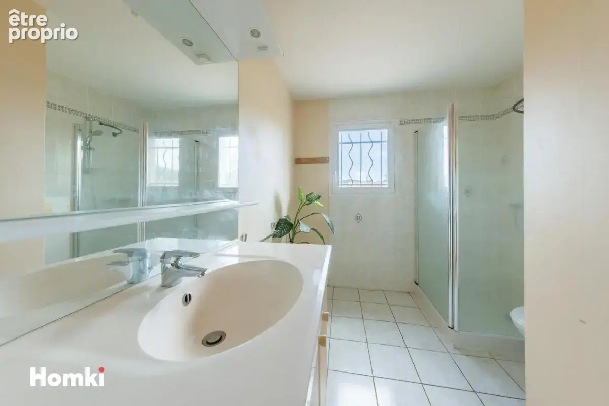 Maison/Villa T7 de 145 m² à Coudes 63114 - photo 15