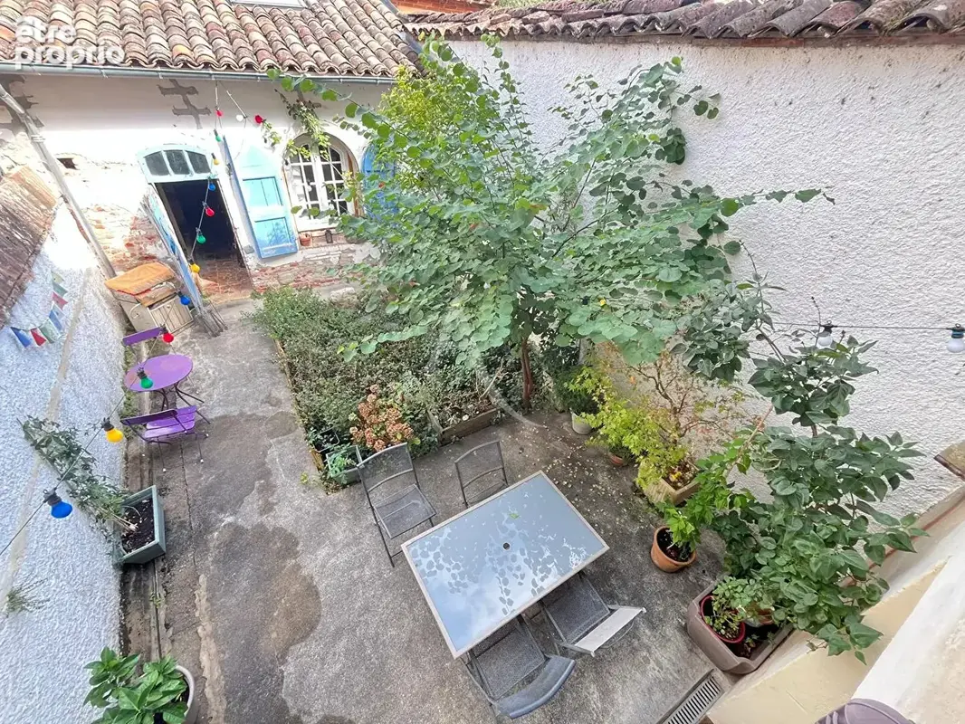 Maison de village avec 4 chambres, cour intérieur et dépendance à Rabastens ! - photo 15