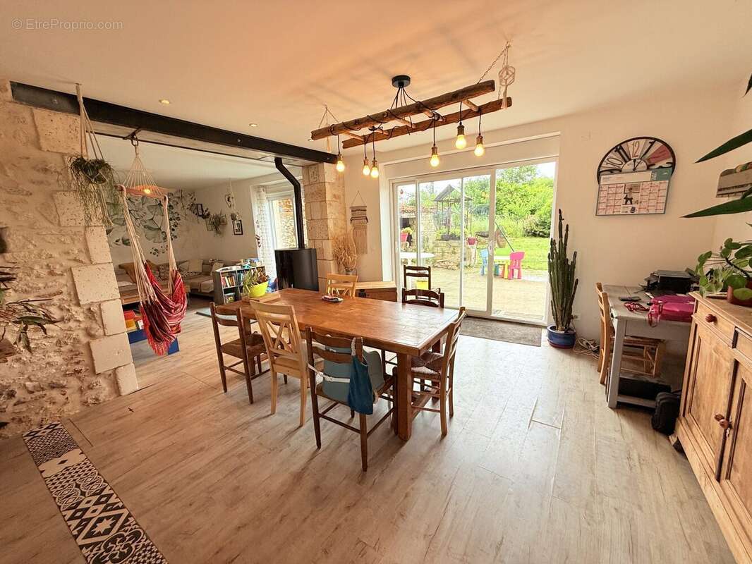 Maison à LA ROCHEFOUCAULD