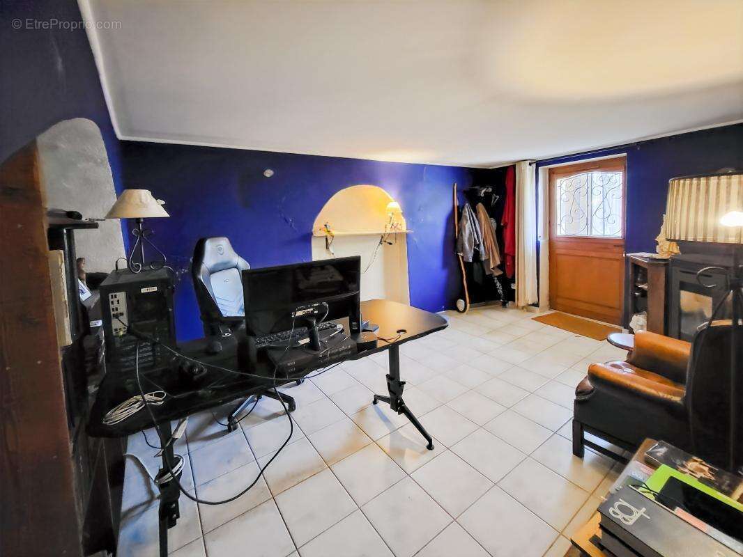 Appartement à LAMBESC