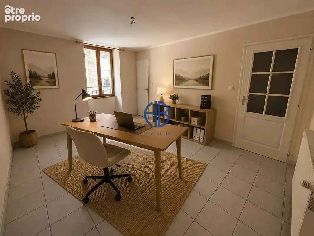 Rare à La Côte-Saint-André : Maison Familiale Spacieuse de 184 m² avec Double Garage - photo 2