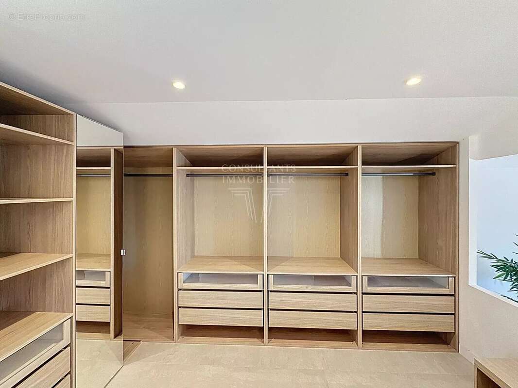 Maison à MANDELIEU-LA-NAPOULE