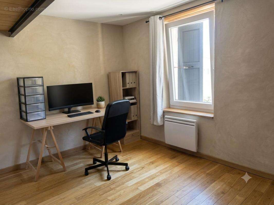 Magnifique corps de ferme en pisé rénové de 224 m² habitables sur 2 153 m² de terrain - photo 15