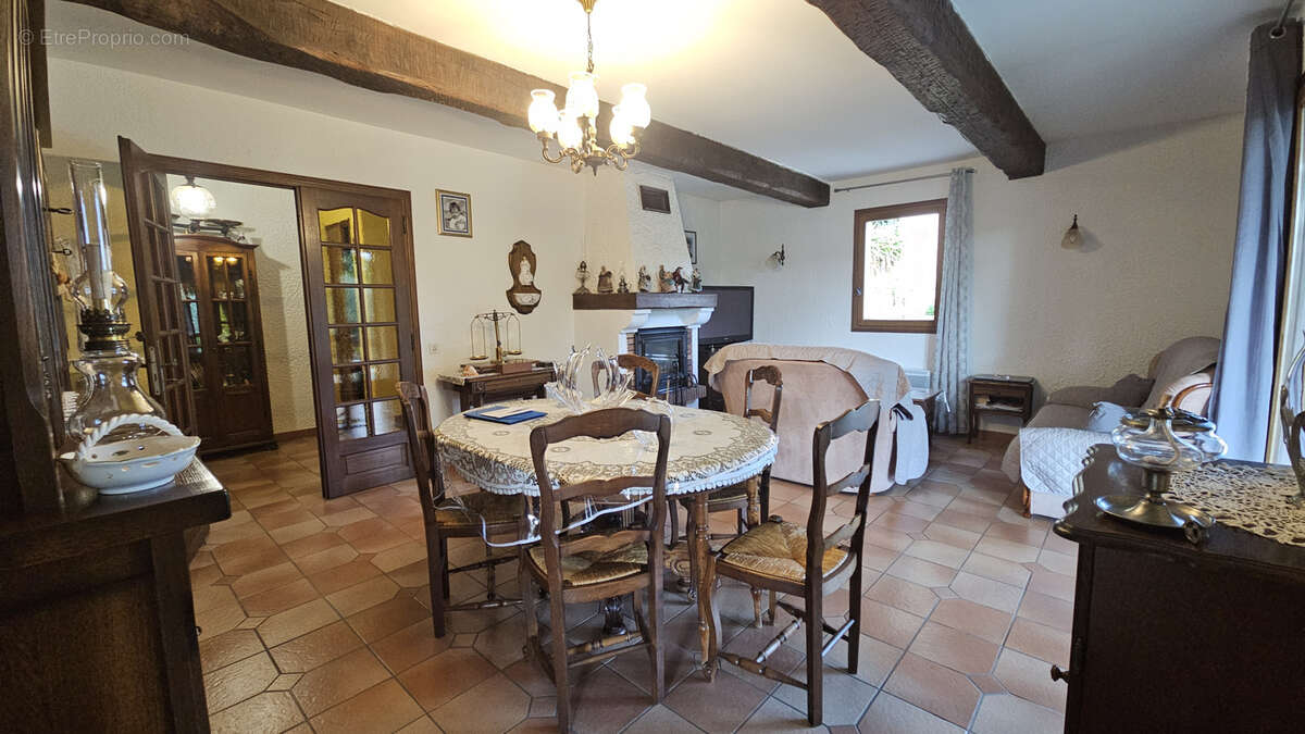 Maison à PEYMEINADE