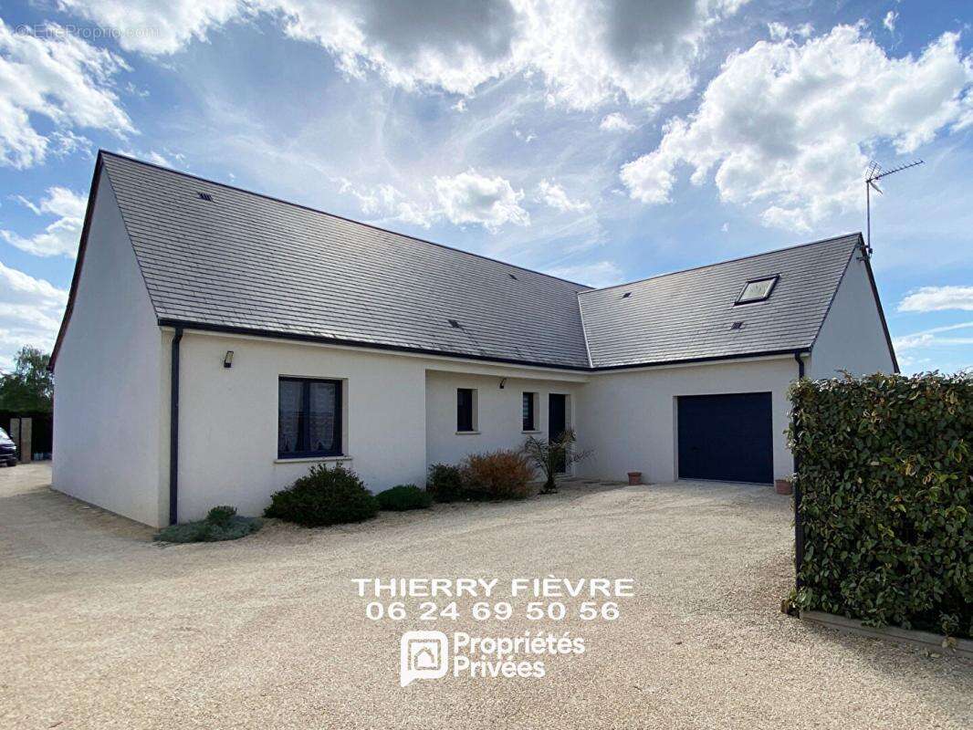 A vendre  bourgueil 37140  maison familiale très récente clé en main  de  6 pièces 165 m2 sur un terrain clos - photo 2