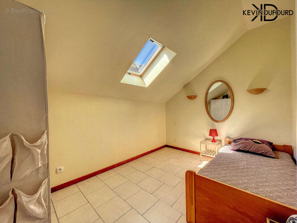 Appartement 85 m² à Pont-De-Labeaume  - photo 34