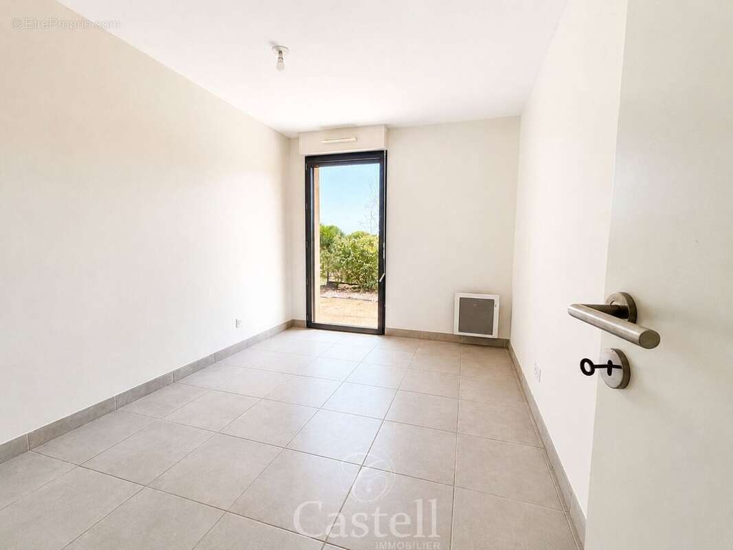 *** appartement 4 pieces, jardin, 2 parkings *** - photo 6
