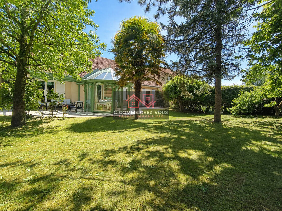 Maison à OZOIR-LA-FERRIERE