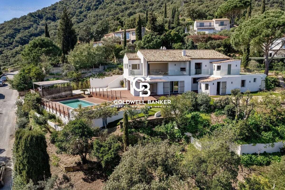 Maison à CAVALAIRE-SUR-MER