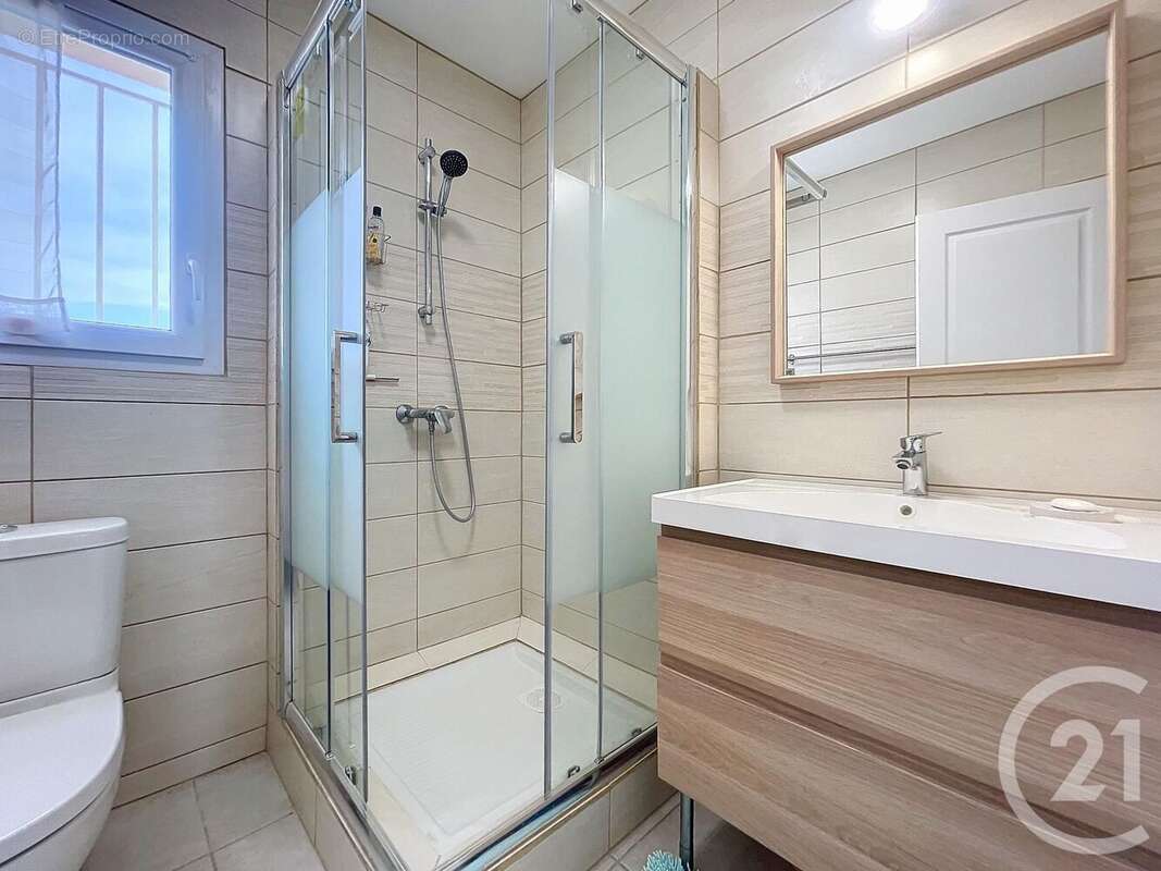 Maison à LATOUR-BAS-ELNE