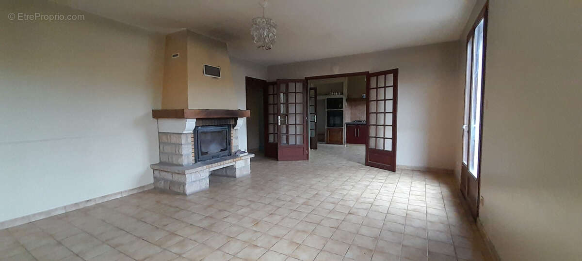 Maison à SAINT-AVAUGOURD-DES-LANDES