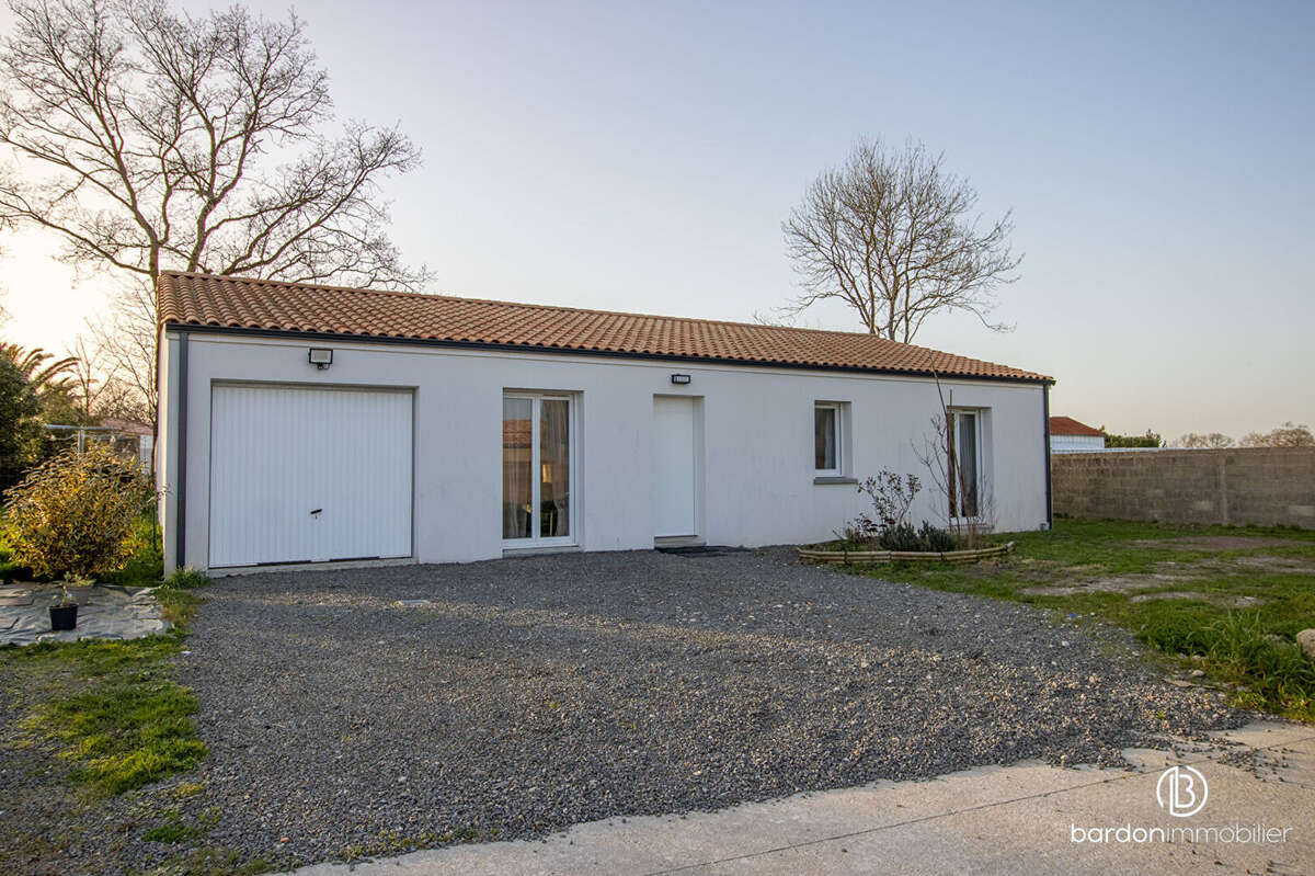 Maison 5 pièces - 110 m² - Proche centre ville de Châteauneuf - photo 12