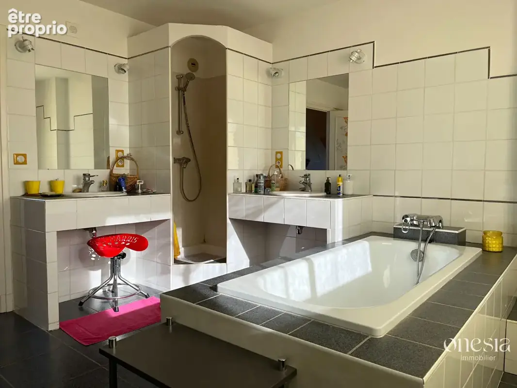 Maison 6 pièces 250 m² à vendre à Lescar (64230) - photo 8