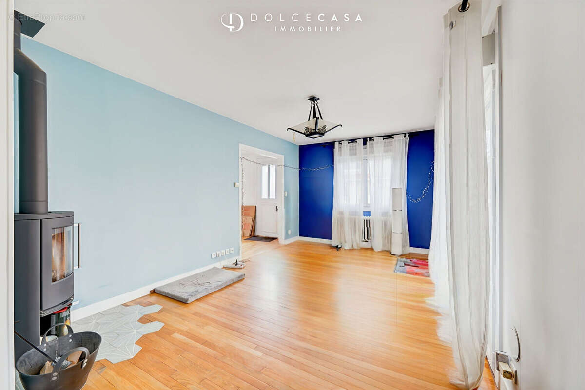 Maison à BRY-SUR-MARNE