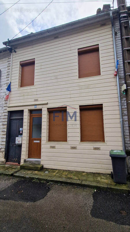 Maison à FORMERIE
