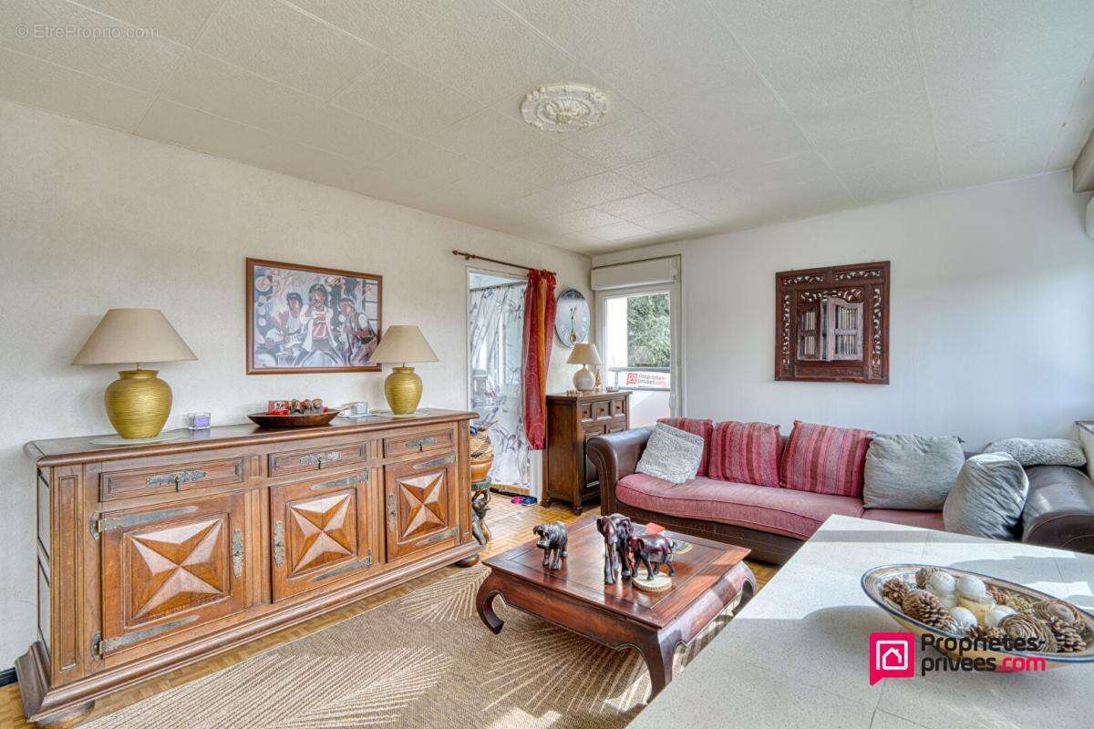 Appartement à LYON-9E