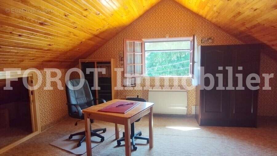 Maison à SAINT-MARTIN-DE-VALAMAS