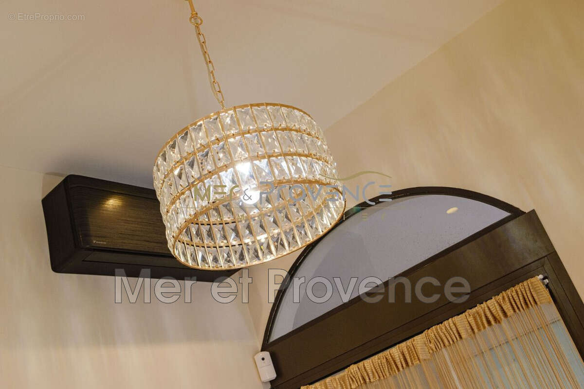 Commerce à SAINTE-MAXIME