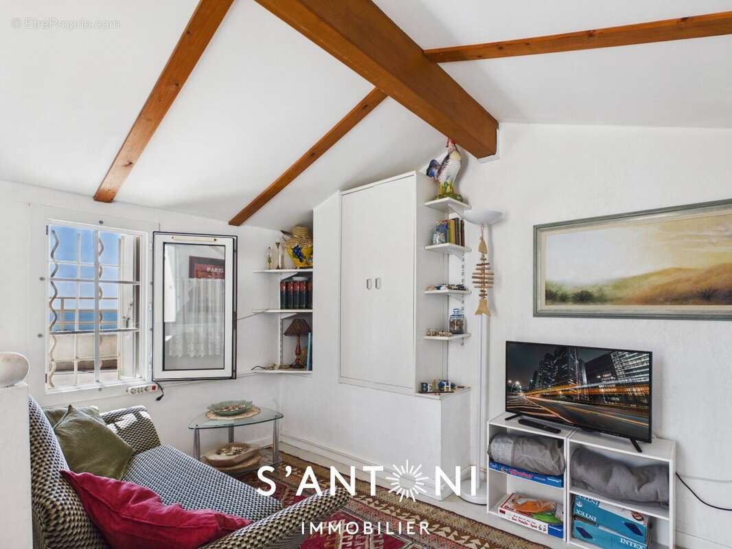 Appartement à VIAS