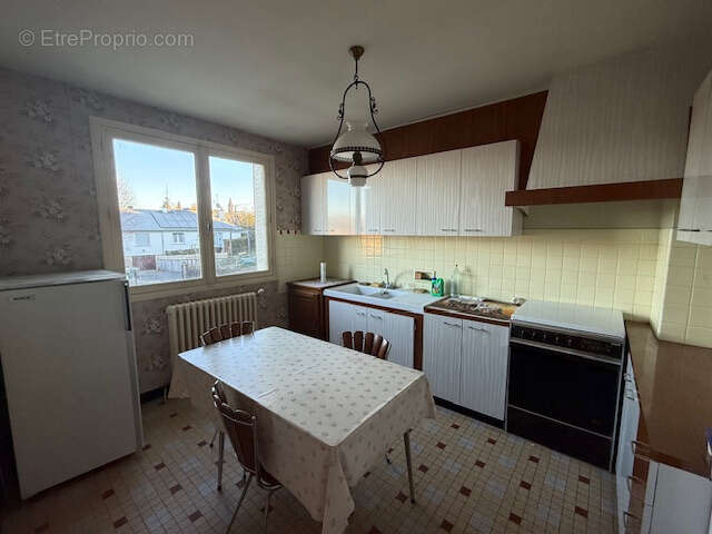 Maison à EGLETONS
