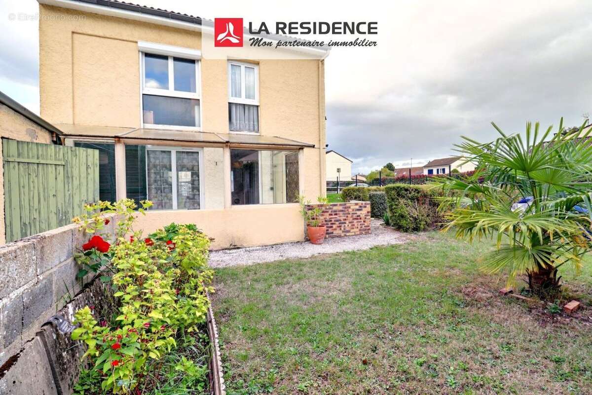 Maison à INCARVILLE