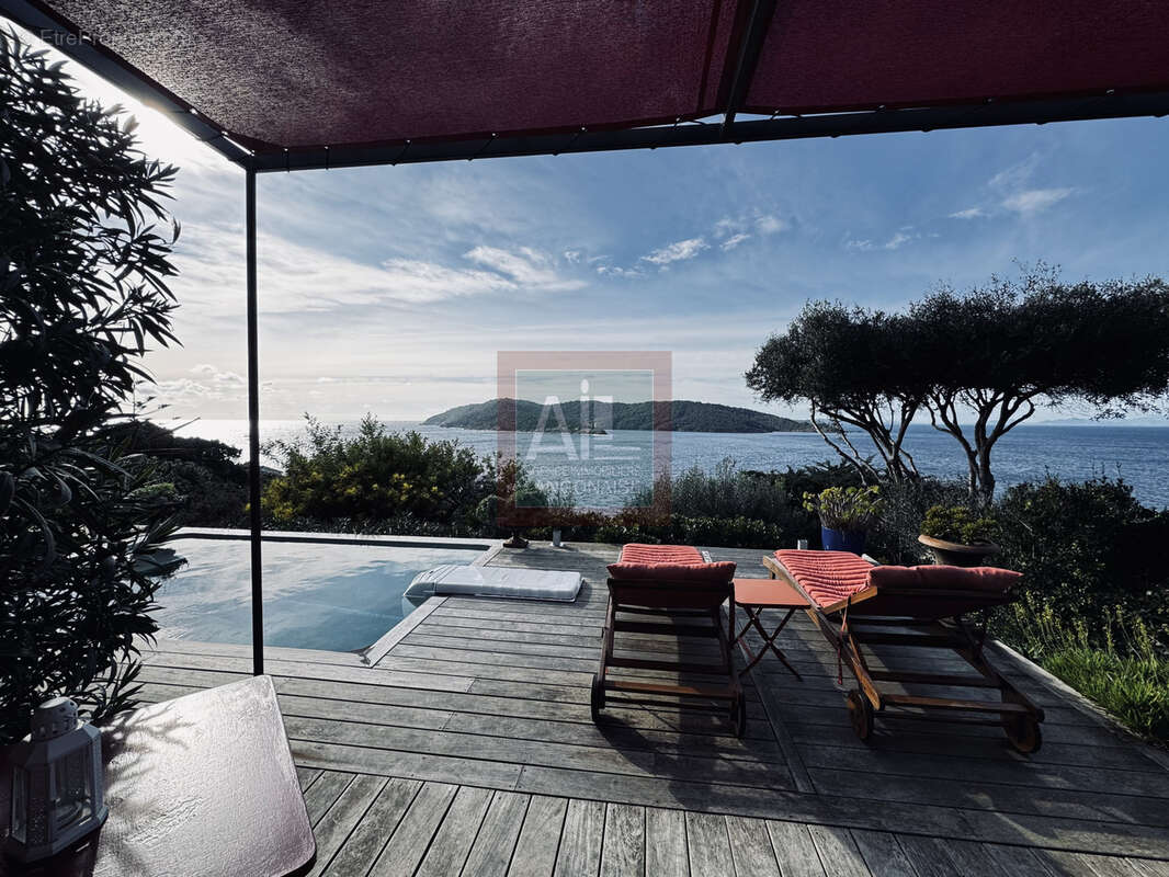 Maison à HYERES