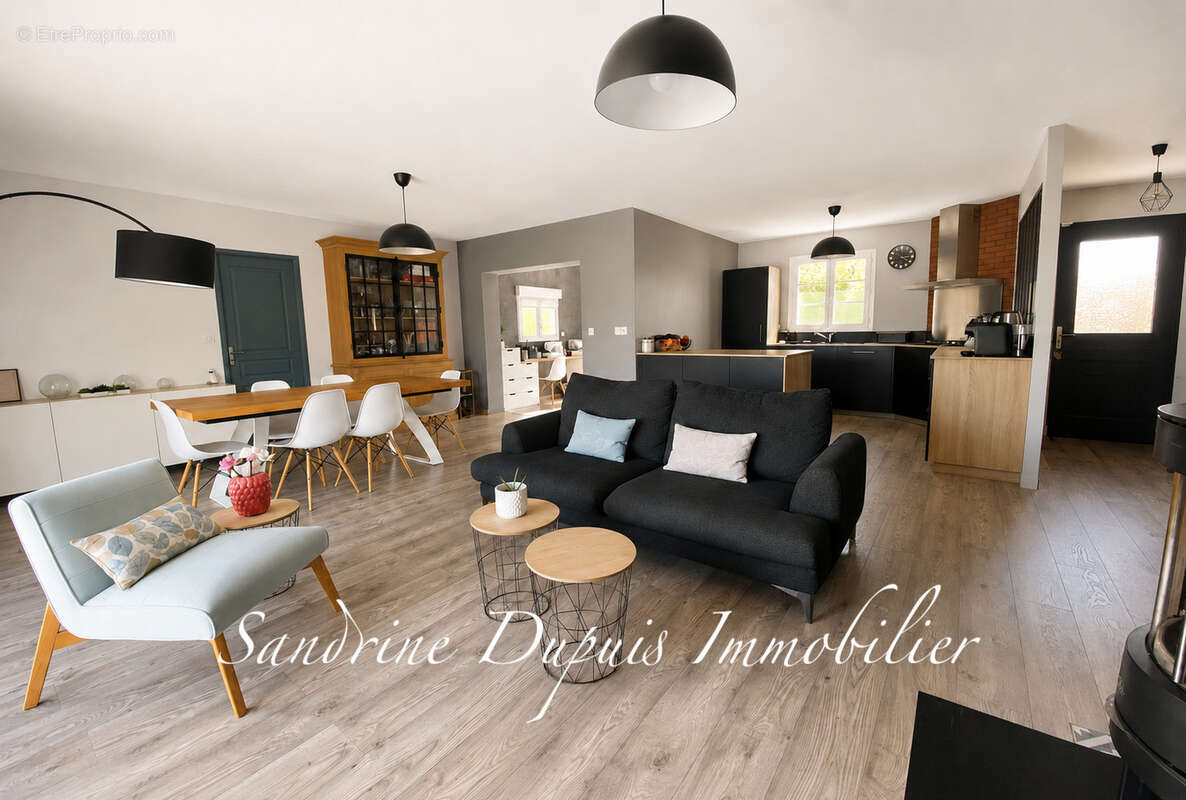 Plain-pied de 118 m2   4 chambres   Piscine chauffée - photo 3