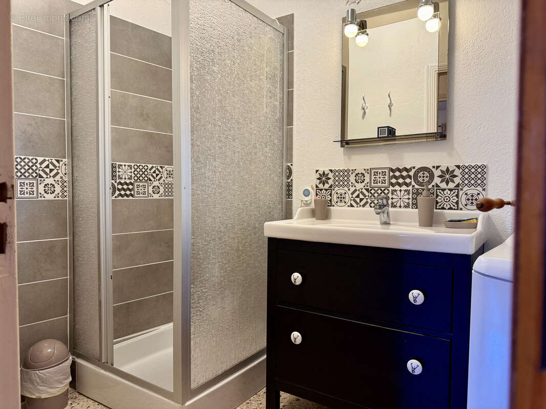 Appartement à ANTRAIGUES-SUR-VOLANE