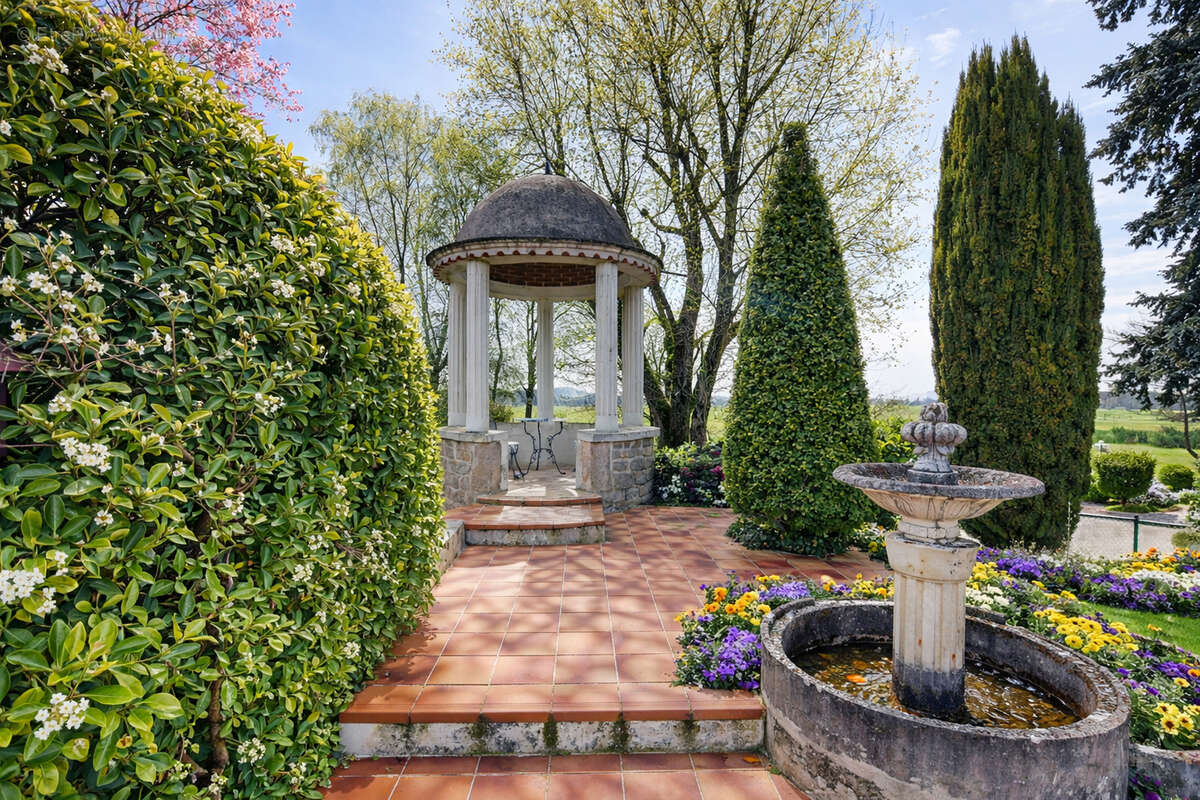 Maison à ARC-ET-SENANS