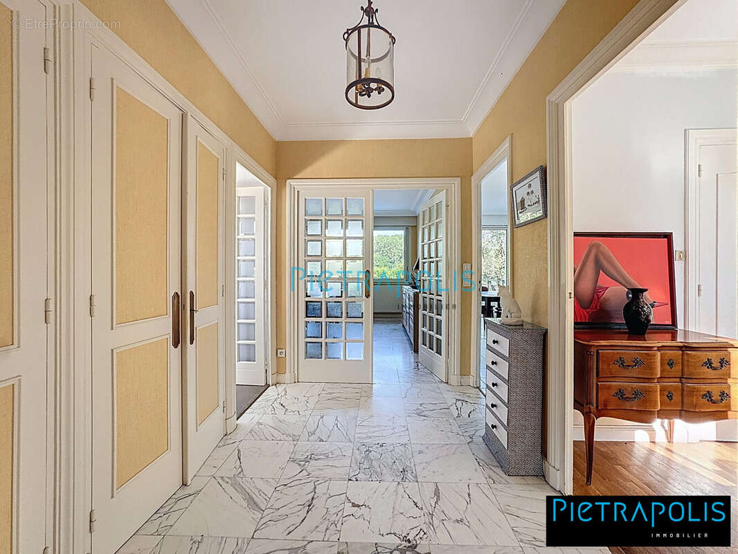 Maison à MONTMERLE-SUR-SAONE