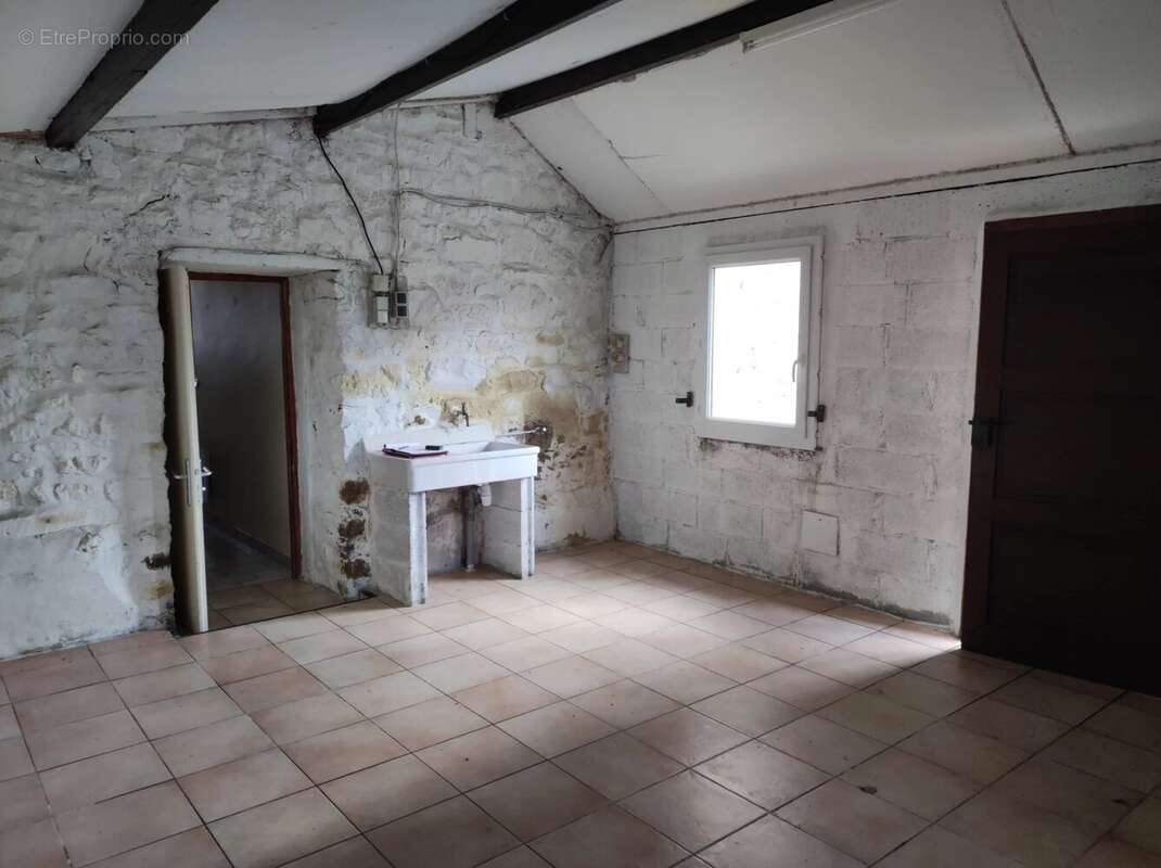 Maison à CHATELAUDREN