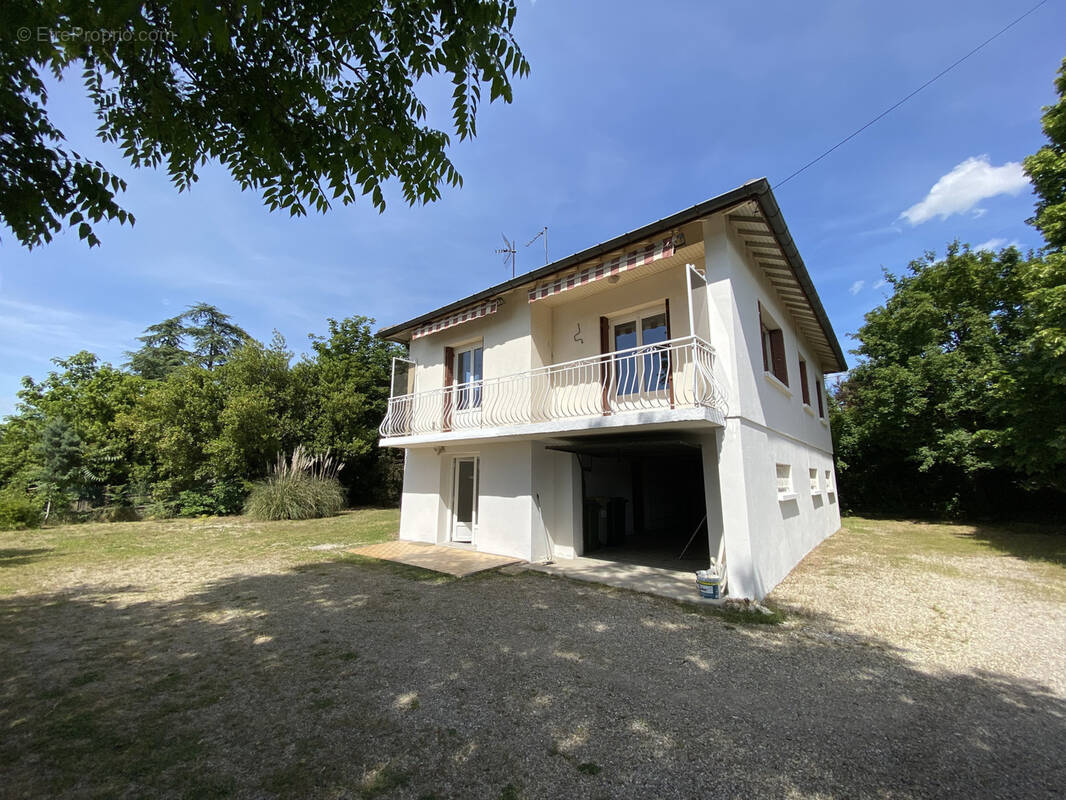 Maison à CHASSE-SUR-RHONE