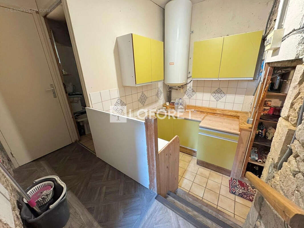 Maison à Creully-Sur-Seulles 5 pièces 80 m2 - photo 6