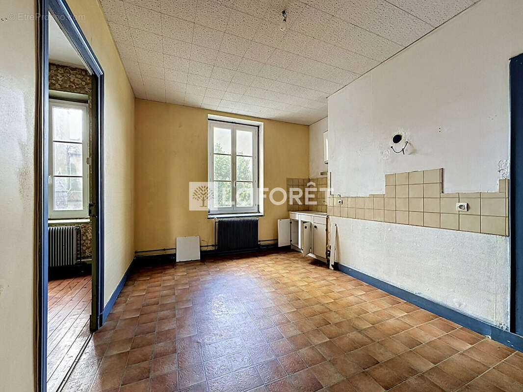 Appartement à SAINT-TRIVIER-SUR-MOIGNANS