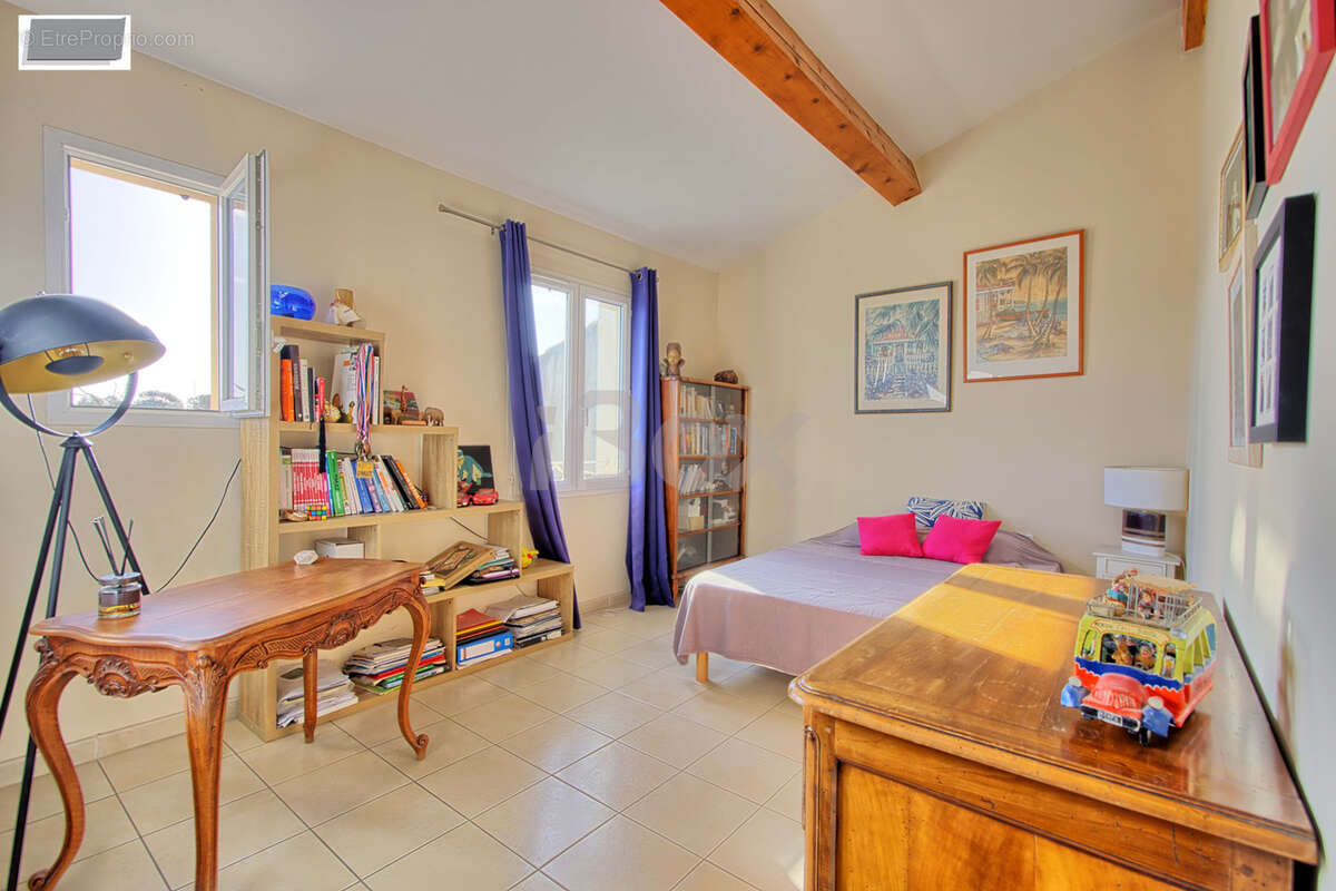 Maison à HYERES
